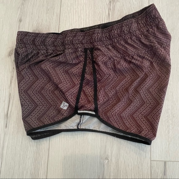 PRANA Running Shorts with Built In Briefs Size M - Picture 6 of 8